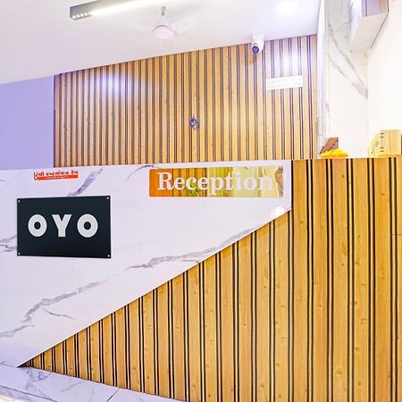 Hotel O Patang 24 Ahmadabad Zewnętrze zdjęcie