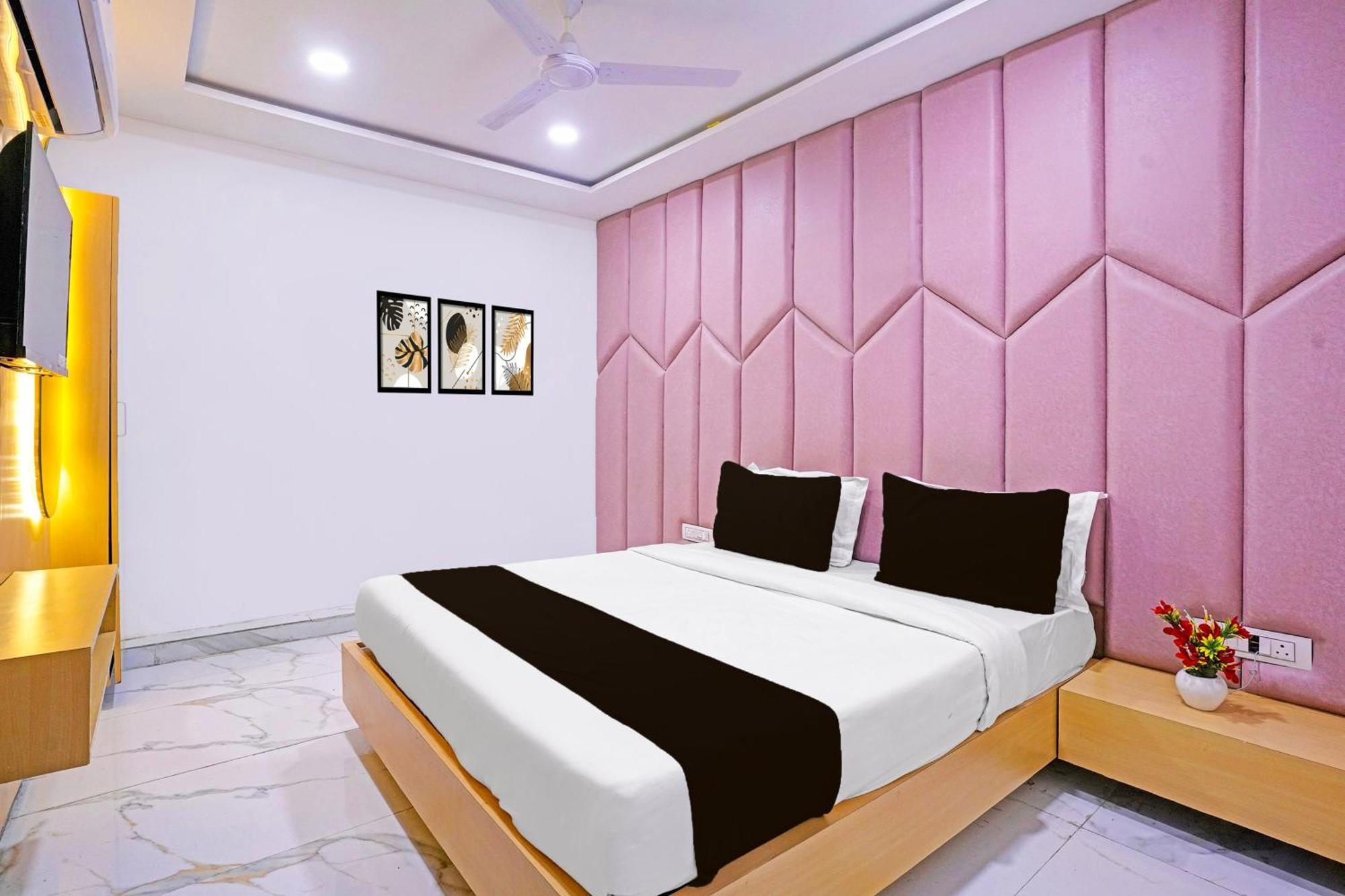 Hotel O Patang 24 Ahmadabad Zewnętrze zdjęcie